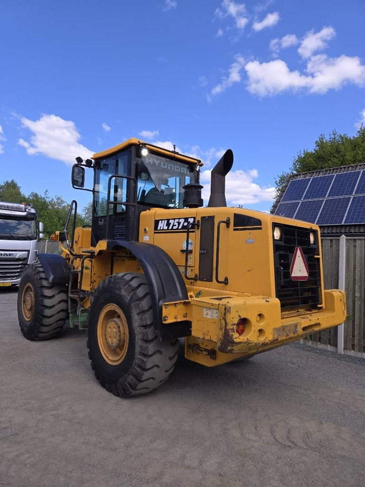Hyundai HL 757-7 - Колісний навантажувач: фото 2 Hyundai HL 757-7 - Колісний навантажувач: фото 2