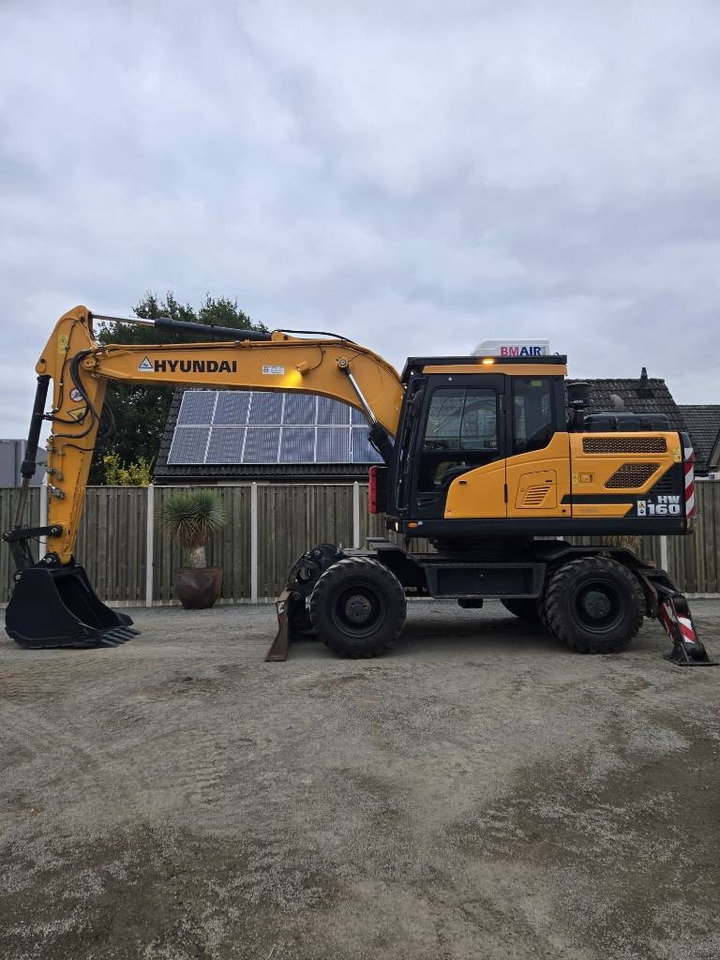 Hyundai HW 160 - Колісний екскаватор: фото 1 Hyundai HW 160 - Колісний екскаватор: фото 1