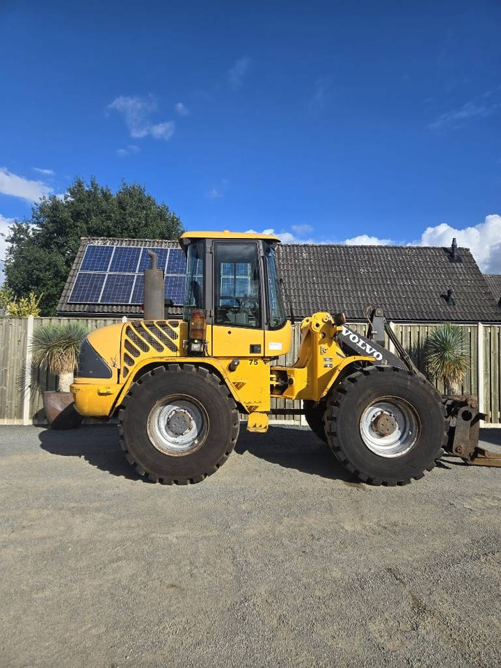 Volvo L 40 B TP - Колісний навантажувач: фото 1 Volvo L 40 B TP - Колісний навантажувач: фото 1