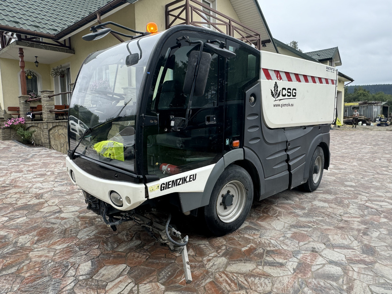MATHIEU Grand Aquadyne 4000 water truck sprayer HP washer - Підмітально-прибиральна машина: фото 5 MATHIEU Grand Aquadyne 4000 water truck sprayer HP washer - Підмітально-прибиральна машина: фото 5