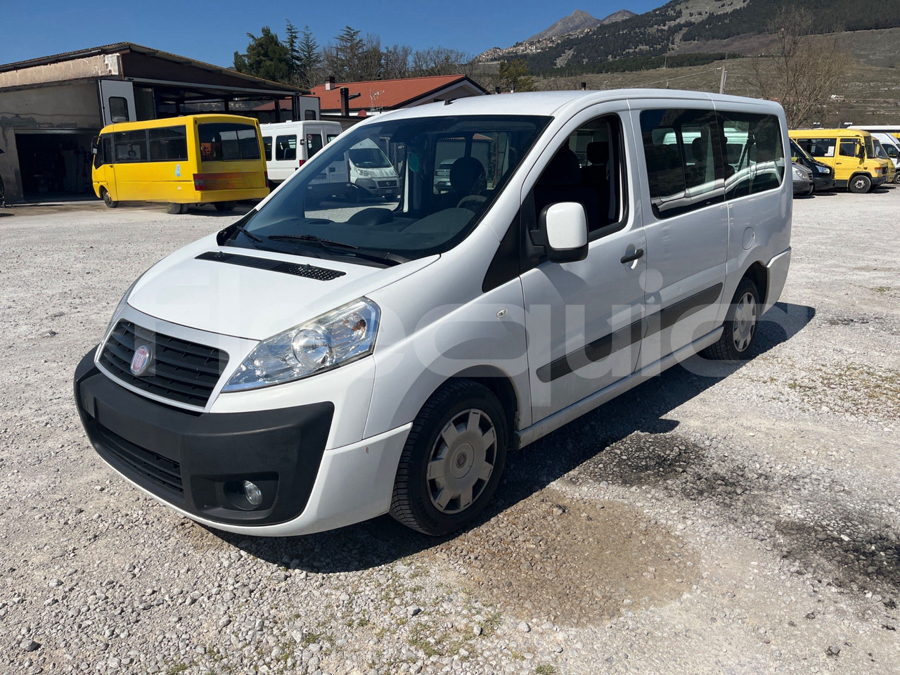 Fiat Scudo - Мікроавтобус, Пасажирський фургон: фото 4 Fiat Scudo - Мікроавтобус, Пасажирський фургон: фото 4