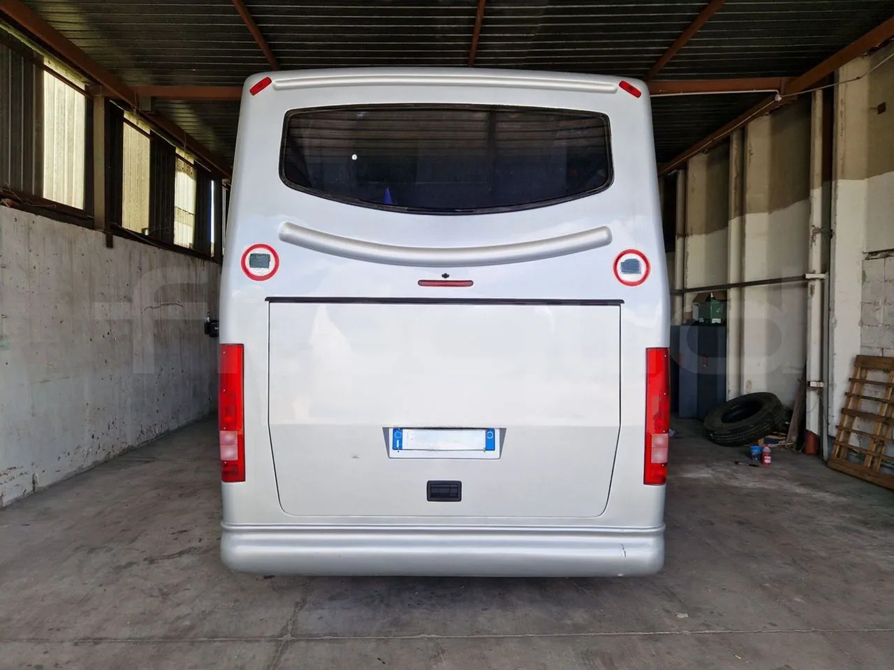 Iveco 65C15/70 - Туристичний автобус: фото 4 Iveco 65C15/70 - Туристичний автобус: фото 4
