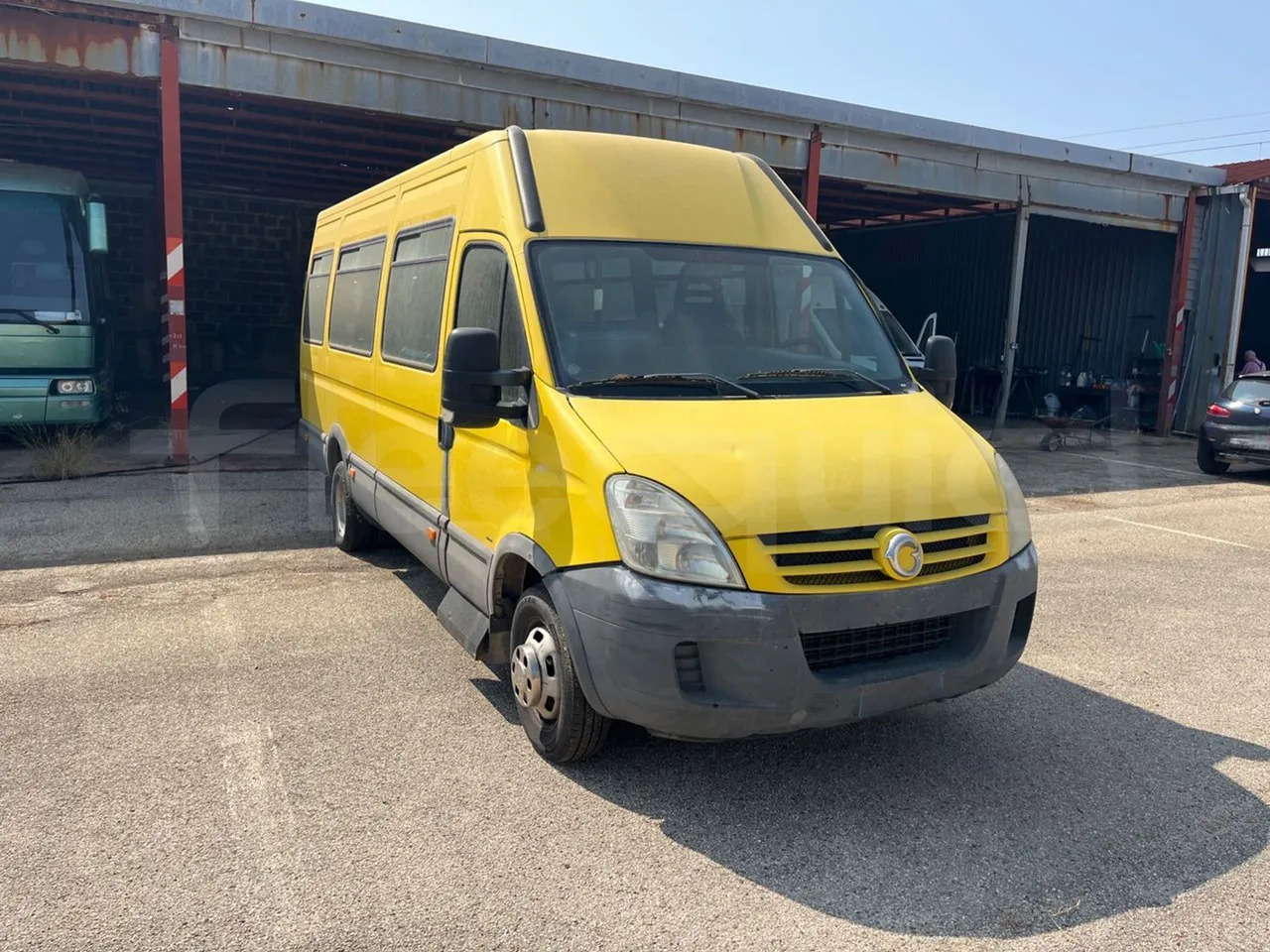 Iveco Daily - Шкільний автобус: фото 1 Iveco Daily - Шкільний автобус: фото 1