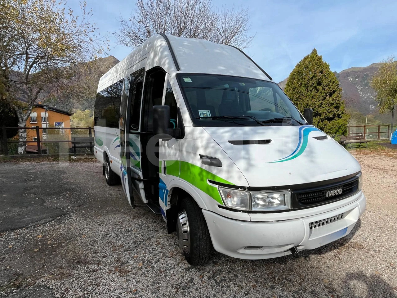 Iveco Daily - Мікроавтобус, Пасажирський фургон: фото 1 Iveco Daily - Мікроавтобус, Пасажирський фургон: фото 1