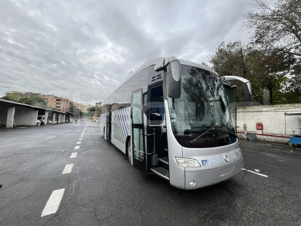 Iveco Irisbus Italia - Туристичний автобус: фото 1 Iveco Irisbus Italia - Туристичний автобус: фото 1
