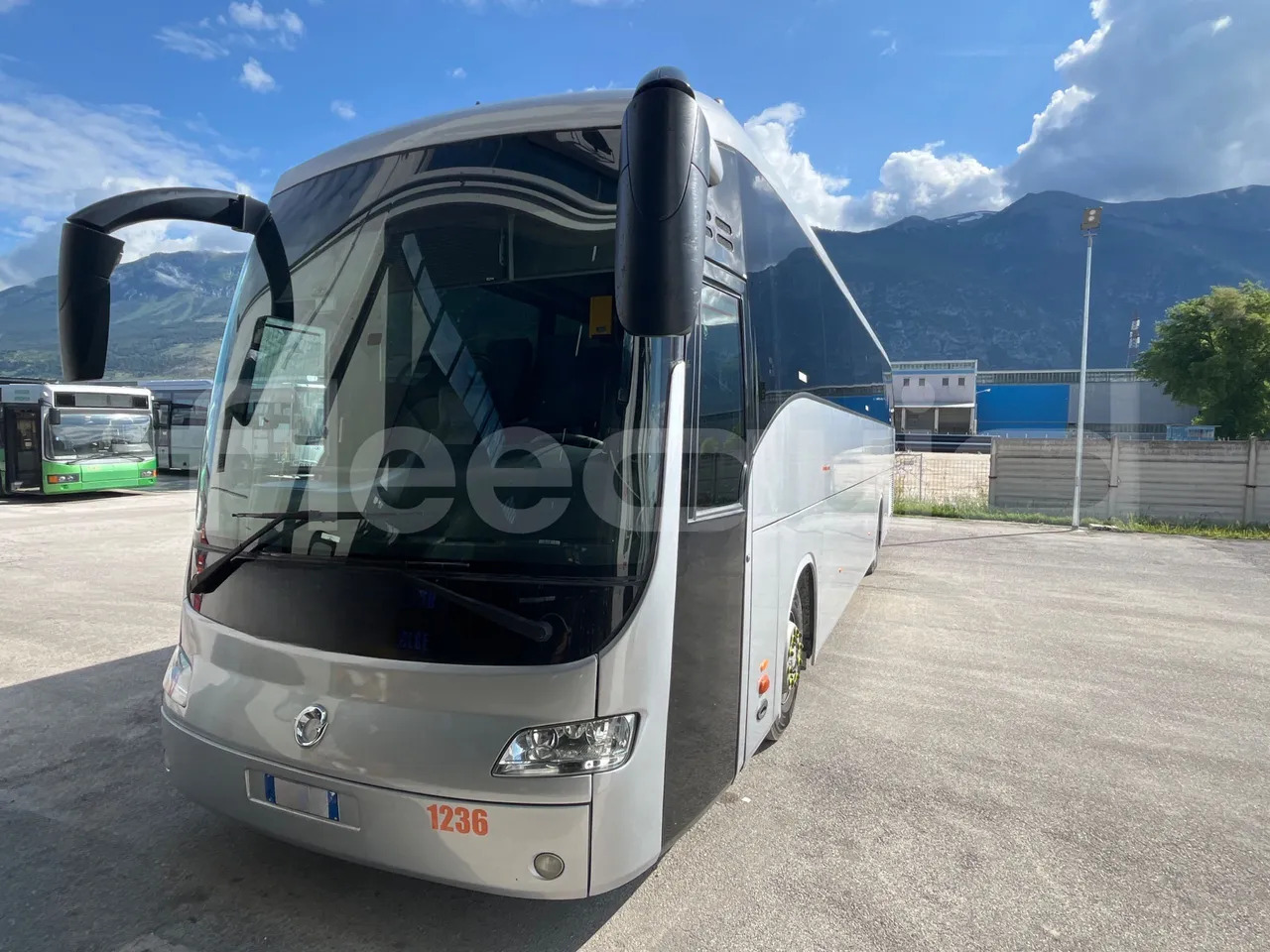 Iveco Irisbus Italia - Туристичний автобус: фото 4 Iveco Irisbus Italia - Туристичний автобус: фото 4