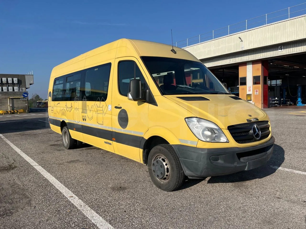 Mercedes-Benz Sprinter - Шкільний автобус: фото 1 Mercedes-Benz Sprinter - Шкільний автобус: фото 1