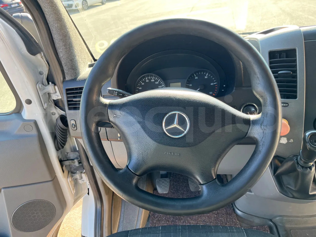 Мікроавтобус, Пасажирський фургон Mercedes-Benz Sprinter: фото 17