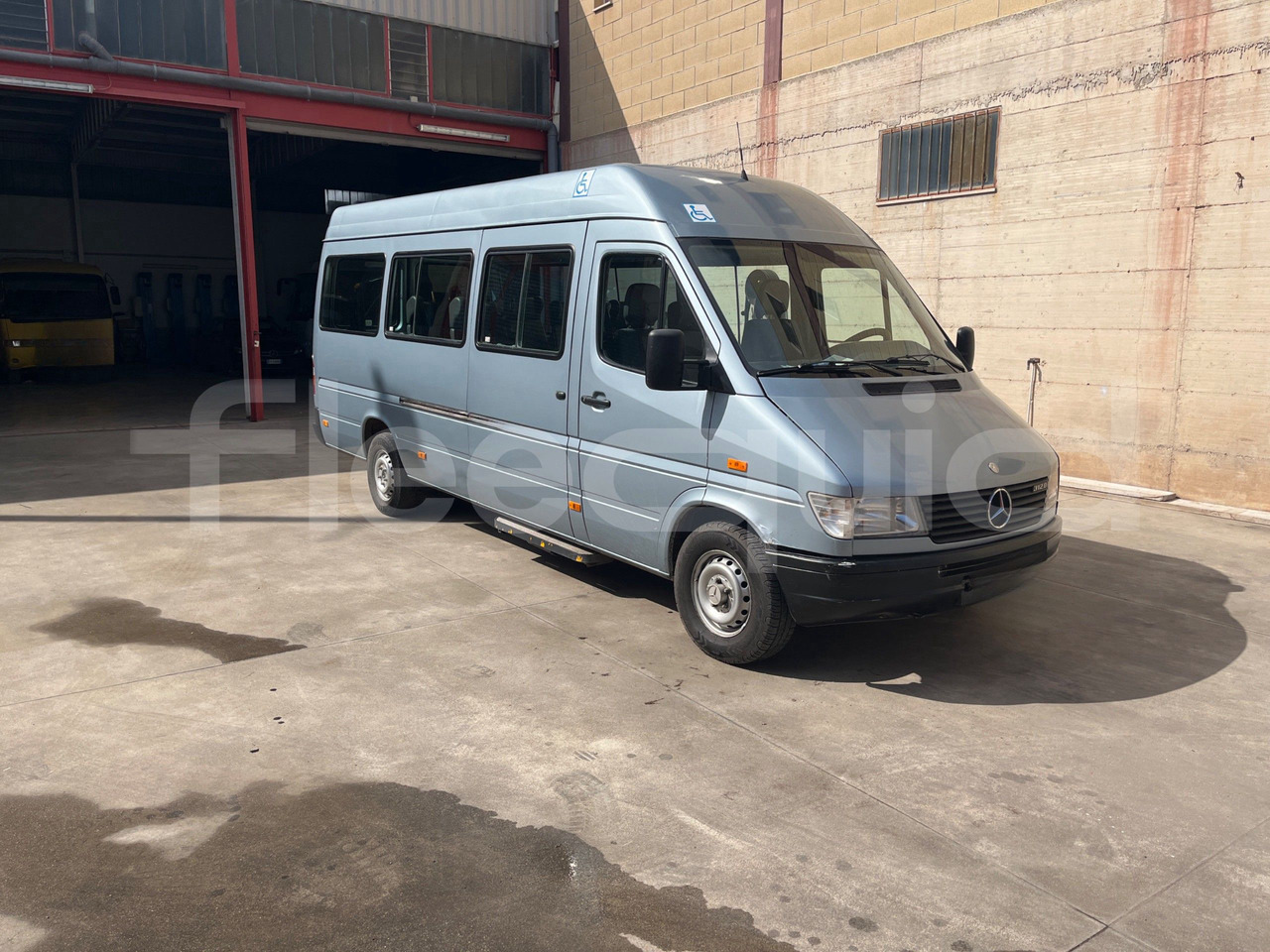 Mercedes-Benz Sprinter - Туристичний автобус: фото 1 Mercedes-Benz Sprinter - Туристичний автобус: фото 1