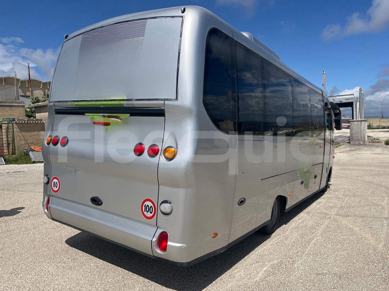 Мікроавтобус, Пасажирський фургон Mercedes-Benz Vario: фото 10