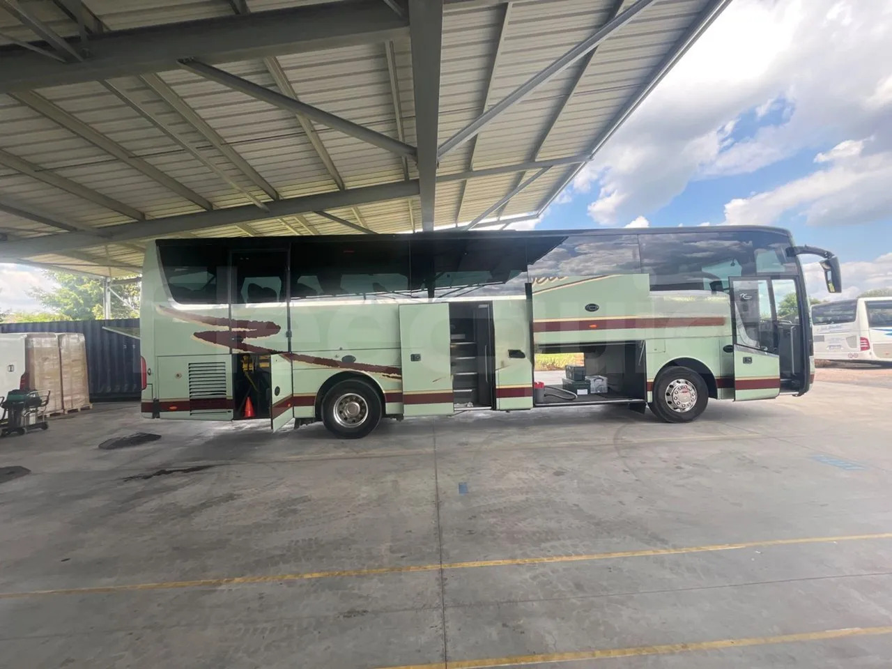 Туристичний автобус Van Hool Acron: фото 13