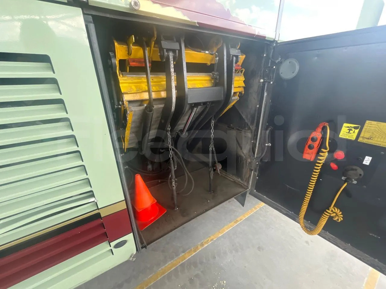 Туристичний автобус Van Hool Acron: фото 18
