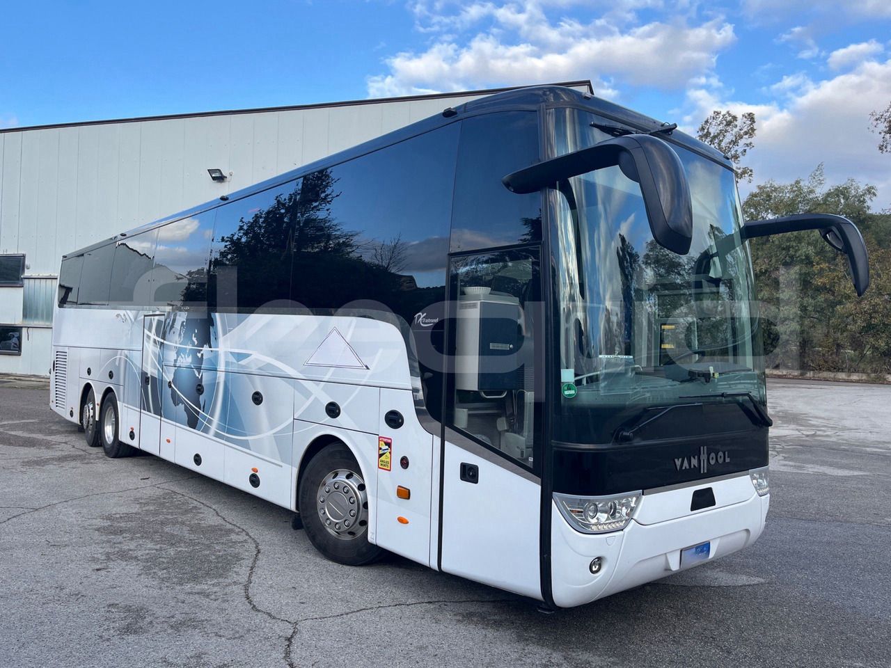 Van Hool Astron - Туристичний автобус: фото 1 Van Hool Astron - Туристичний автобус: фото 1
