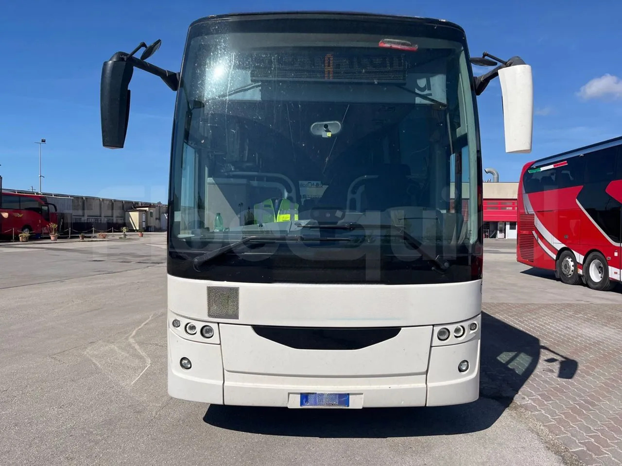 Van Hool EX16 MID - Туристичний автобус: фото 2 Van Hool EX16 MID - Туристичний автобус: фото 2