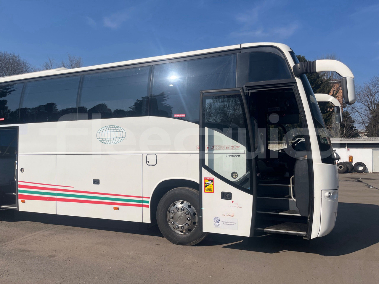 Туристичний автобус Volvo 9700: фото 13