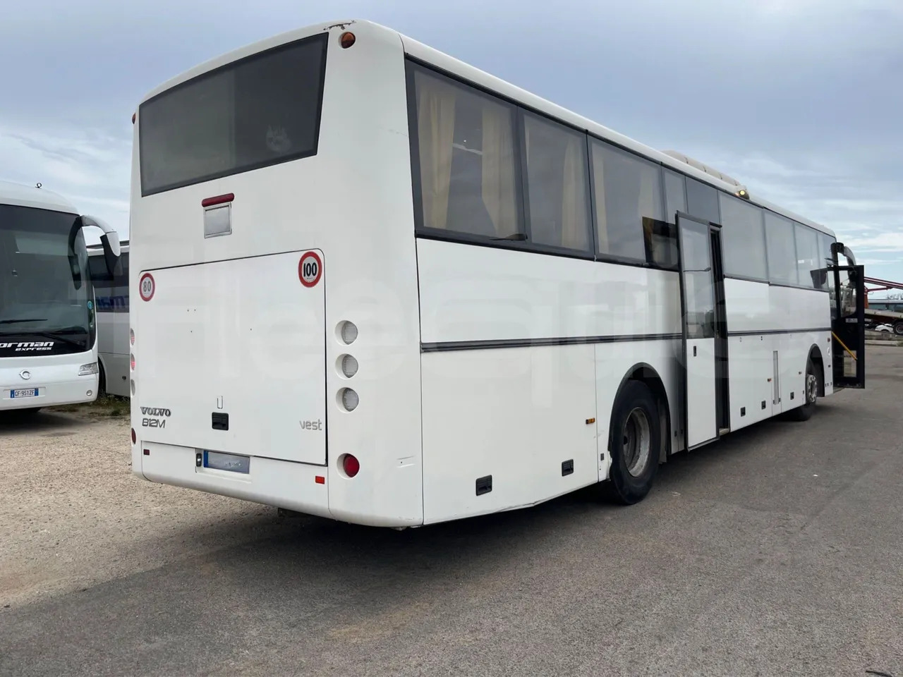 Туристичний автобус Volvo B12: фото 10