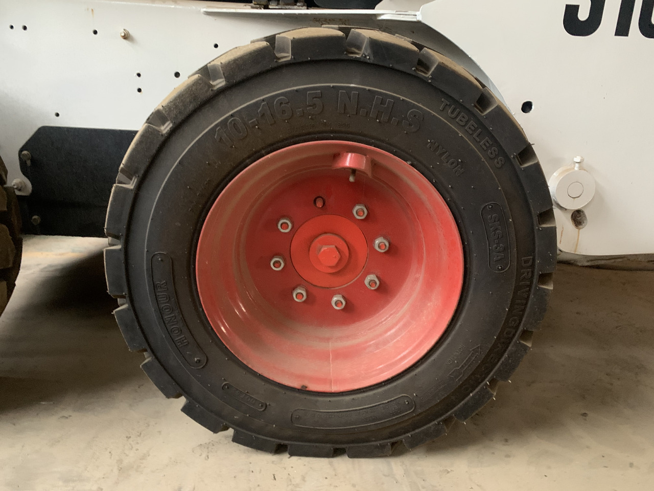 BOBCAT S185 - Міні-навантажувач: фото 3 BOBCAT S185 - Міні-навантажувач: фото 3