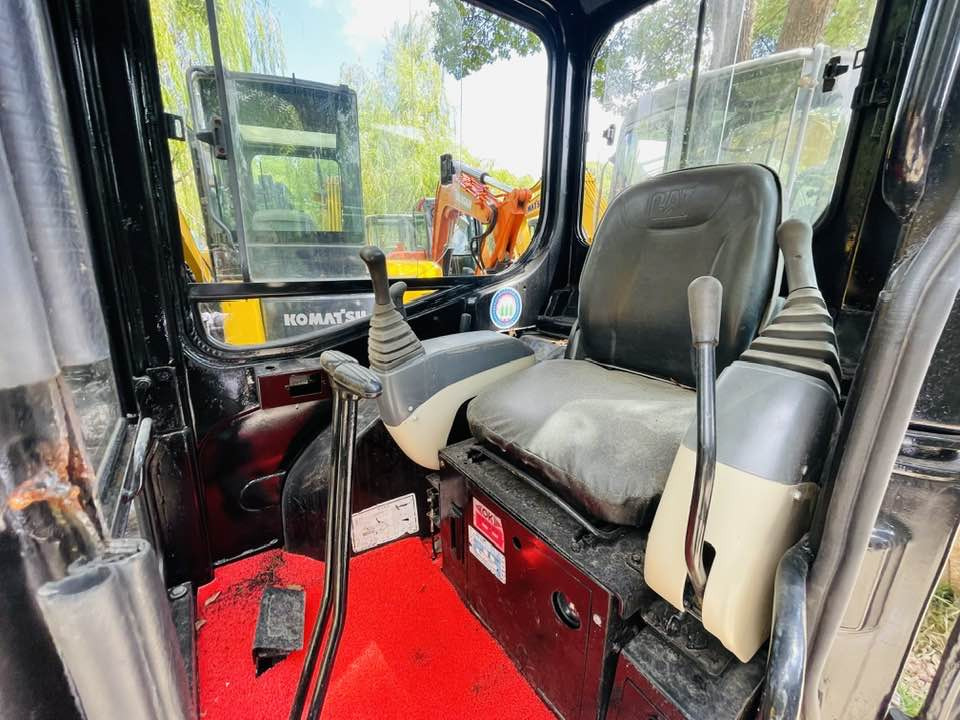 CAT 303C CR - Міні-екскаватор: фото 5 CAT 303C CR - Міні-екскаватор: фото 5