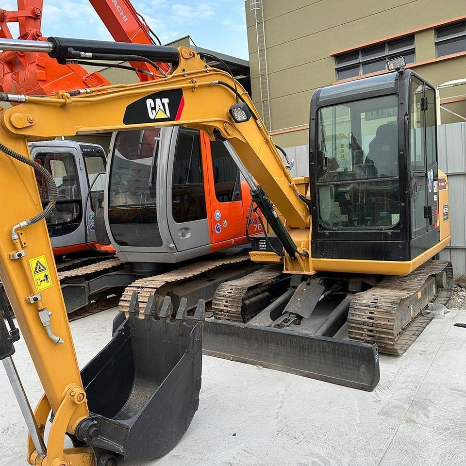 CAT 306E - Гусеничний екскаватор: фото 1 CAT 306E - Гусеничний екскаватор: фото 1