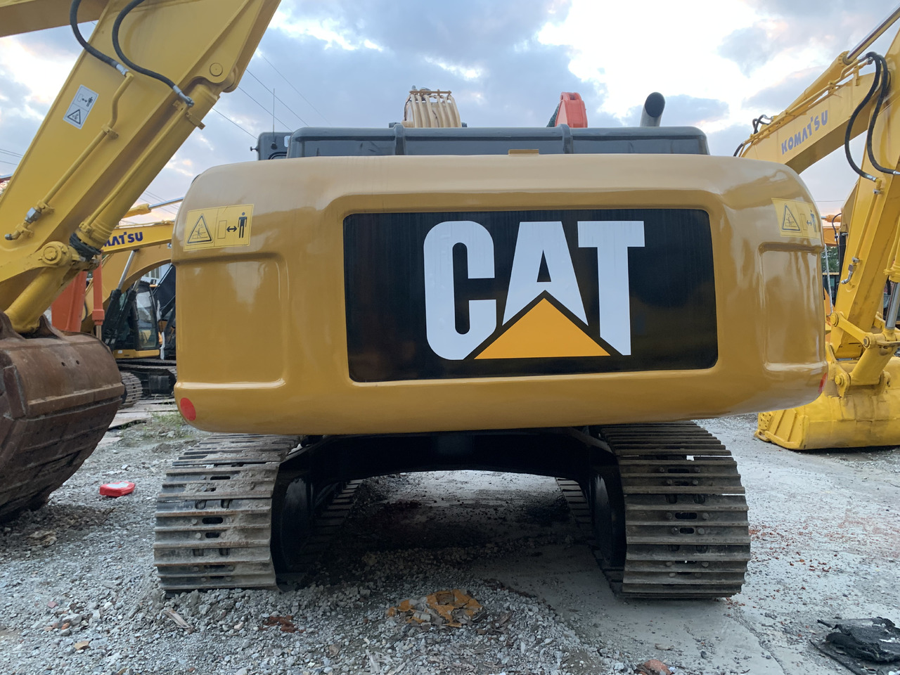 Гусеничний екскаватор CATERPILLAR 325D: фото 6