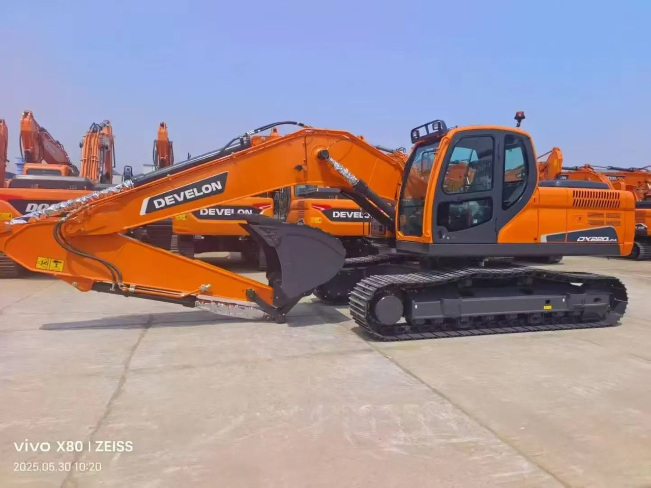 Develon DX220LCA-2M - Екскаватор: фото 1 Develon DX220LCA-2M - Екскаватор: фото 1