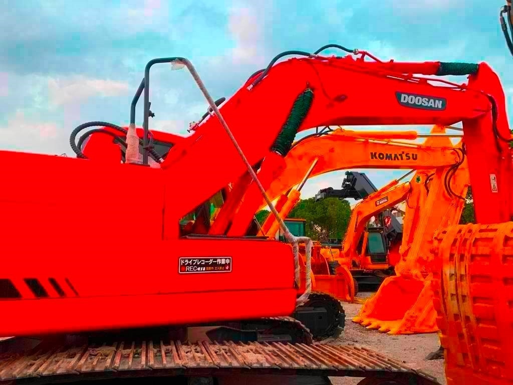 Doosan DX 225 LC - Гусеничний екскаватор: фото 3 Doosan DX 225 LC - Гусеничний екскаватор: фото 3