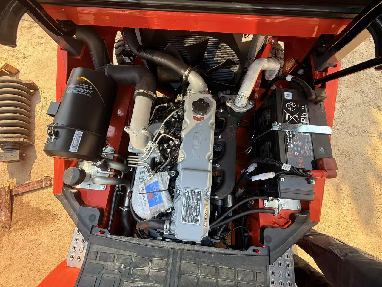 Heli CPC35 - Дизельний навантажувач: фото 3 Heli CPC35 - Дизельний навантажувач: фото 3