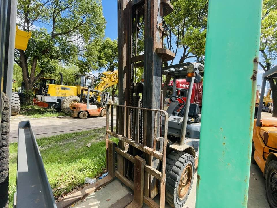 Komatsu 30 series - Газовий навантажувач: фото 4 Komatsu 30 series - Газовий навантажувач: фото 4