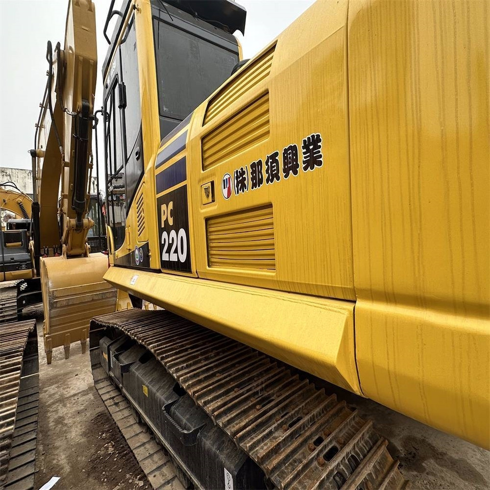 Komatsu PC 200 - Гусеничний екскаватор: фото 5 Komatsu PC 200 - Гусеничний екскаватор: фото 5
