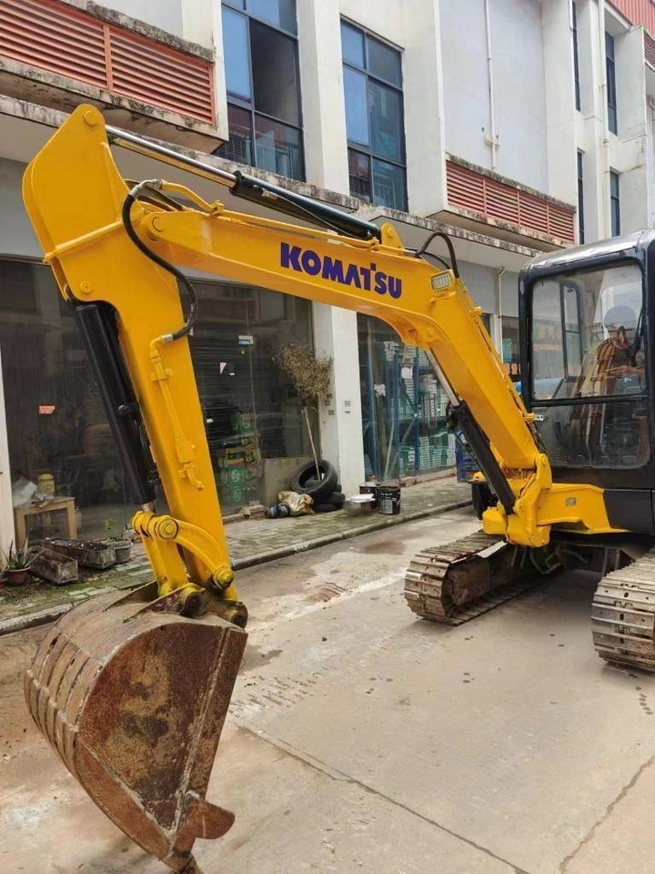Komatsu PC 35 R-8 - Міні-екскаватор: фото 4 Komatsu PC 35 R-8 - Міні-екскаватор: фото 4