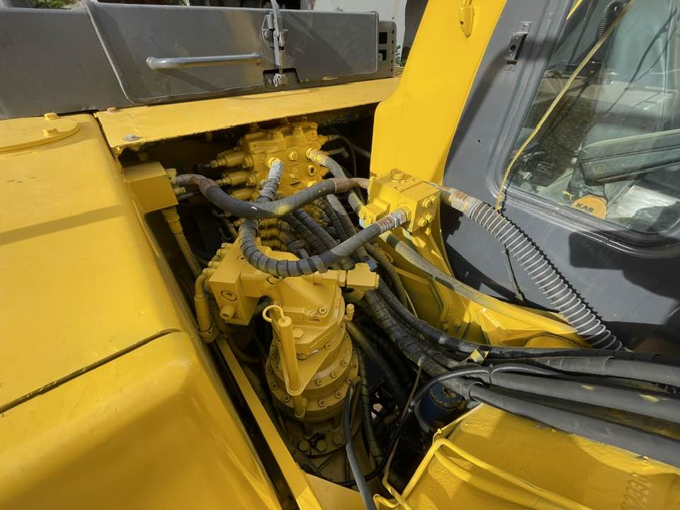 Komatsu PC160LC-7/-8 - Колісний екскаватор: фото 4 Komatsu PC160LC-7/-8 - Колісний екскаватор: фото 4