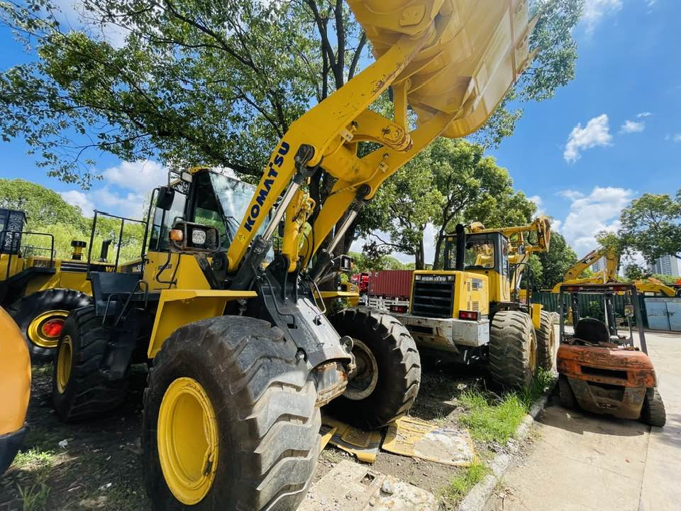Komatsu WA380-8 - Колісний навантажувач: фото 1 Komatsu WA380-8 - Колісний навантажувач: фото 1