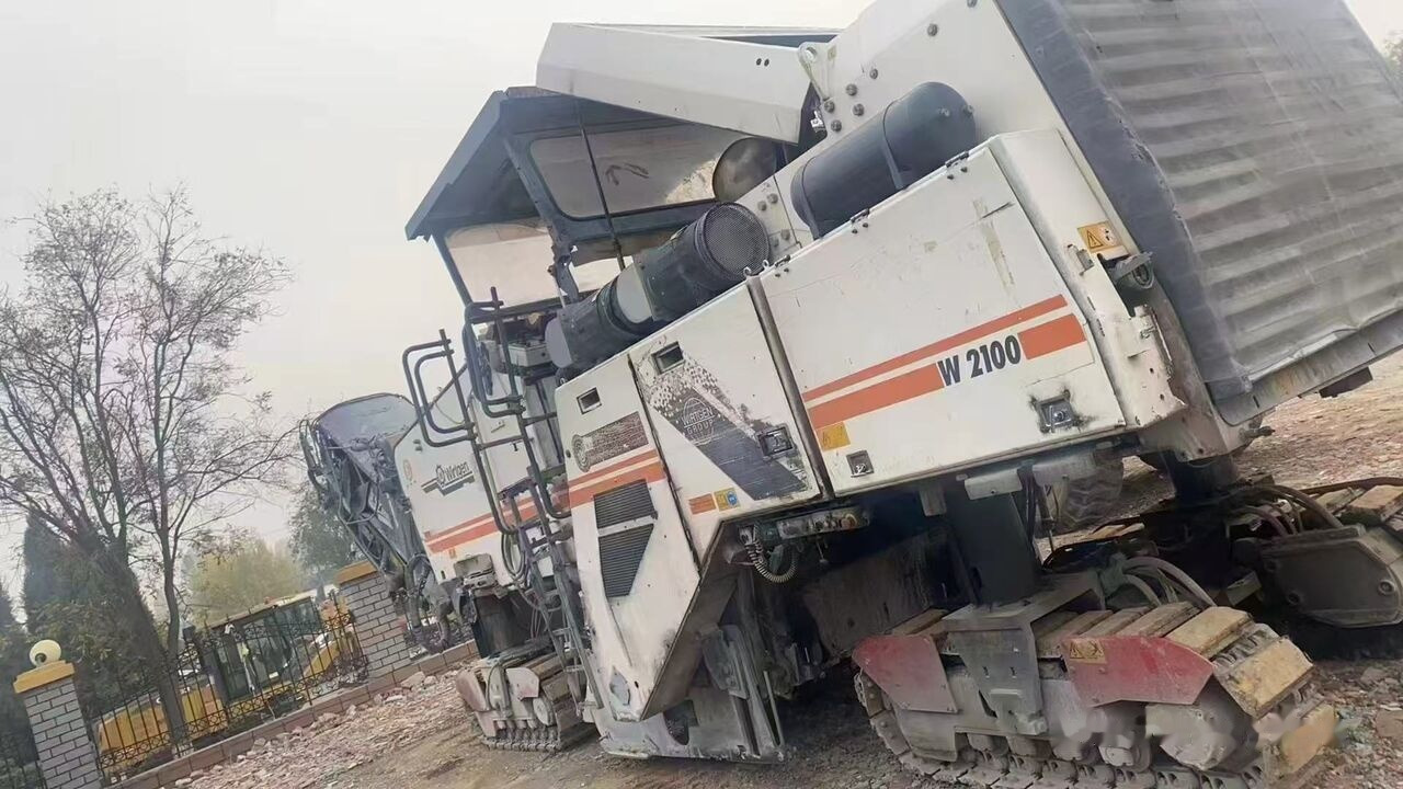 Wirtgen W2100 - Дорожня фреза: фото 4 Wirtgen W2100 - Дорожня фреза: фото 4