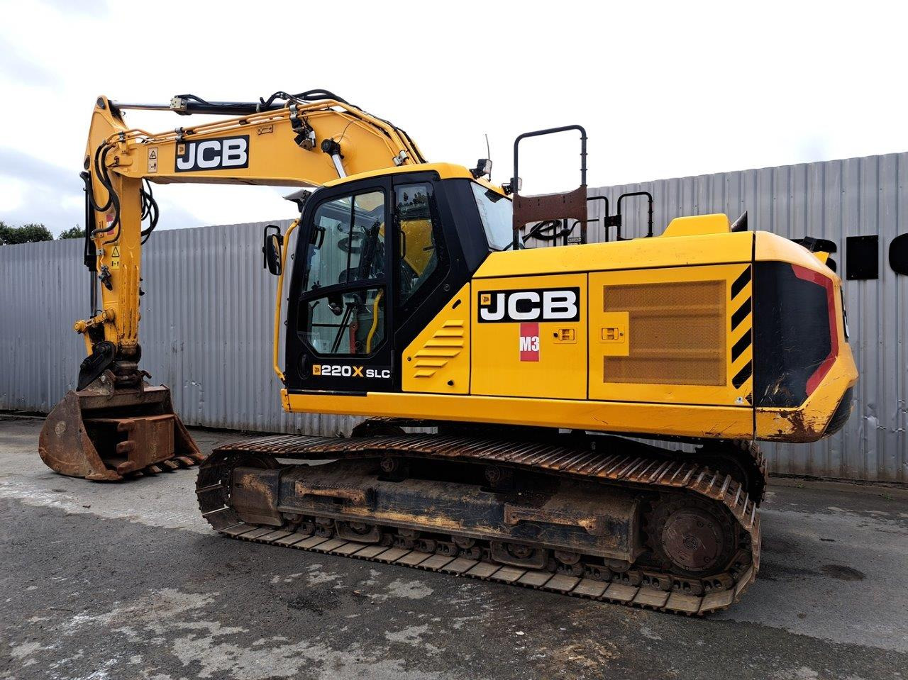 Pelles sur chenilles occasion JCB 220X SLC - Гусеничний екскаватор: фото 3 Pelles sur chenilles occasion JCB 220X SLC - Гусеничний екскаватор: фото 3