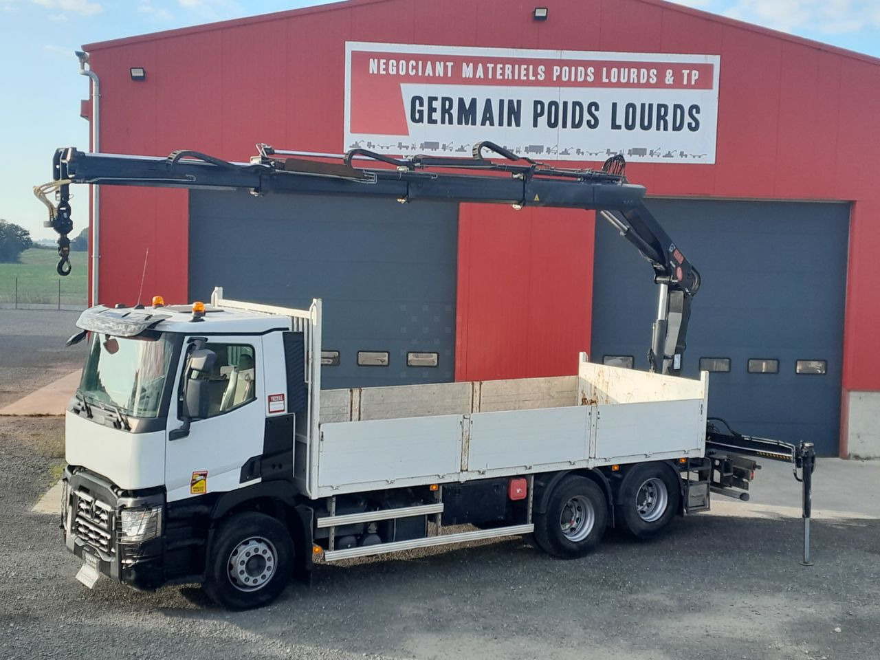 Renault C380 6x2 DTI11 6x2 Standard platform Truck - Бортова вантажівка/ Платформа, Вантажівка з маніпулятором: фото 1 Renault C380 6x2 DTI11 6x2 Standard platform Truck - Бортова вантажівка/ Платформа, Вантажівка з маніпулятором: фото 1