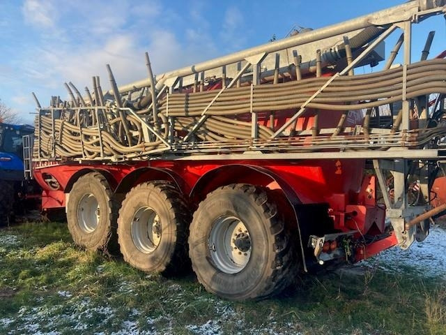 AP GV25TRIDEM - Розкидач рідких добрив: фото 2 AP GV25TRIDEM - Розкидач рідких добрив: фото 2