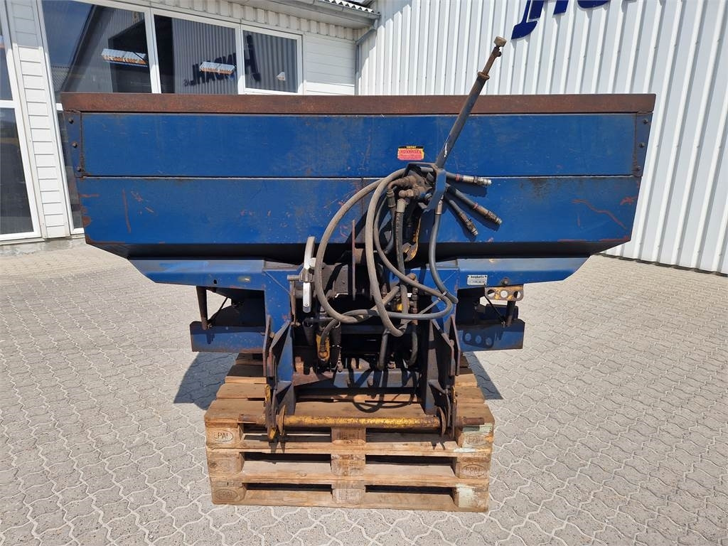 Bogballe C II HYDRAULISK - Розкидач добрив: фото 3 Bogballe C II HYDRAULISK - Розкидач добрив: фото 3