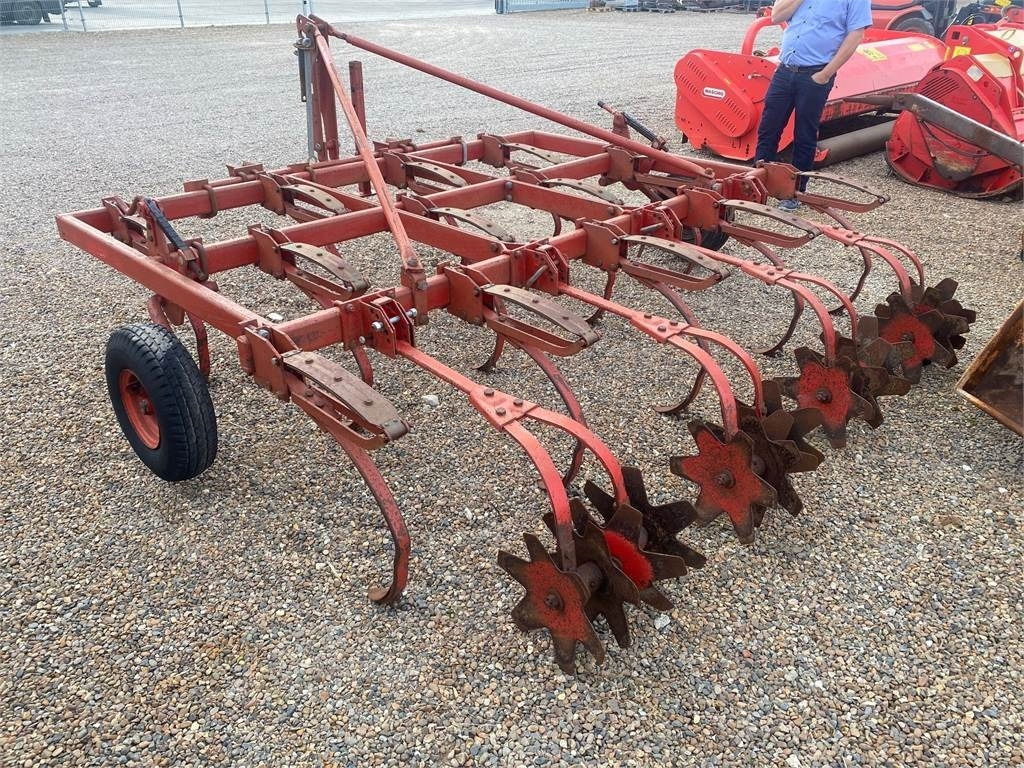 Kverneland 3 METER 13 TANDS - Культиватор: фото 3 Kverneland 3 METER 13 TANDS - Культиватор: фото 3