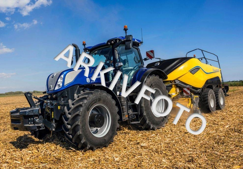 New Holland T7.300 AC NEWG - Трактор: фото 1 New Holland T7.300 AC NEWG - Трактор: фото 1