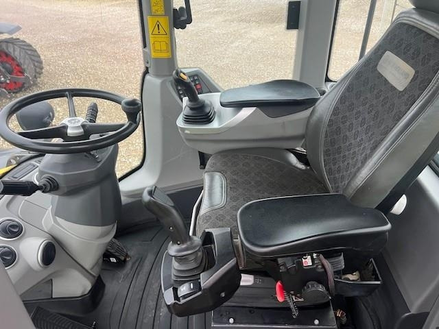 New Holland W190D ZB T4B - Колісний навантажувач: фото 4 New Holland W190D ZB T4B - Колісний навантажувач: фото 4