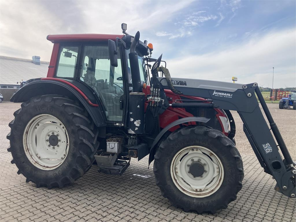 Valtra N123 MED FRONTLÆSSER - Трактор: фото 2 Valtra N123 MED FRONTLÆSSER - Трактор: фото 2