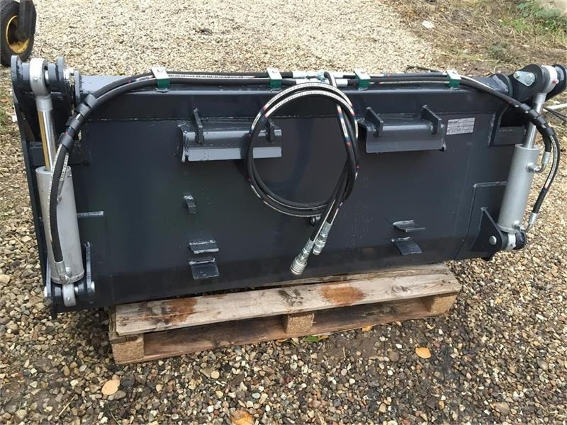 - - - 4 i 1 skovl - Ківш в категорії Будівельна техніка: фото 4 - - - 4 i 1 skovl - Ківш в категорії Будівельна техніка: фото 4