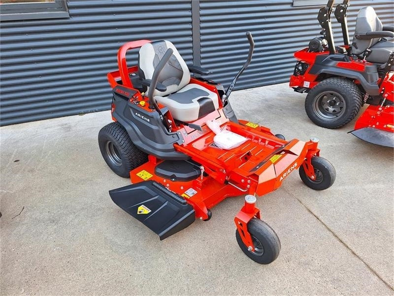 Ariens IKON XD 52" (132 Cm. Klippe bredde) - Комунальний трактор: фото 2 Ariens IKON XD 52" (132 Cm. Klippe bredde) - Комунальний трактор: фото 2