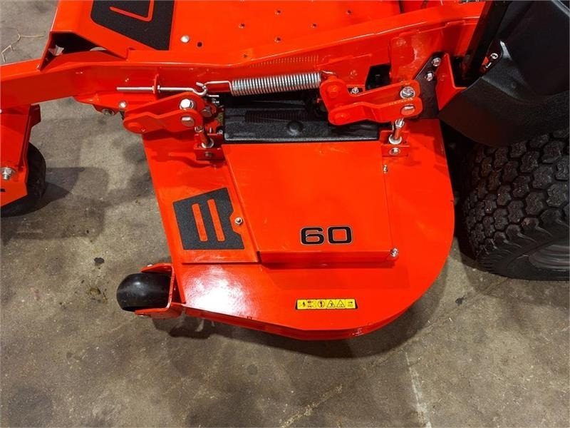 Ariens Zenith 60" SD - Комунальний трактор: фото 5 Ariens Zenith 60" SD - Комунальний трактор: фото 5