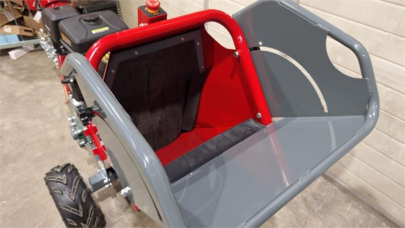 Blue Bird flishugger FABRIKS NY - Дробарка для лісництва: фото 3 Blue Bird flishugger FABRIKS NY - Дробарка для лісництва: фото 3