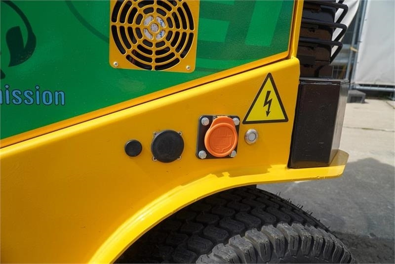 Eurotrac AGRI 12 Elektrisk - Дизельний навантажувач: фото 4 Eurotrac AGRI 12 Elektrisk - Дизельний навантажувач: фото 4