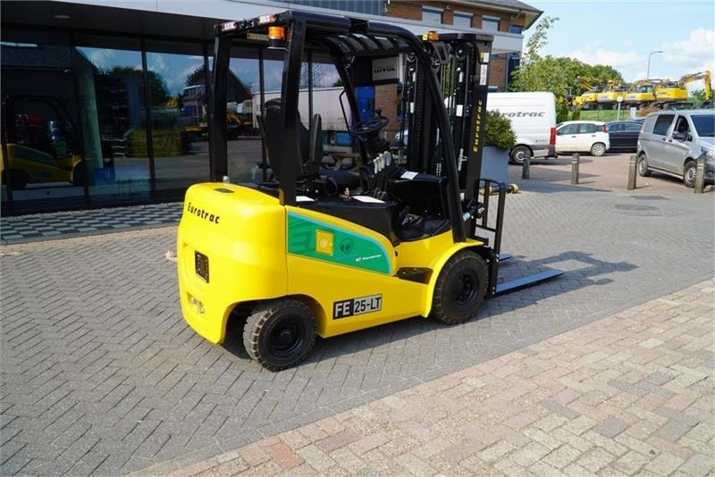 Eurotrac EL TRUCK - Дизельний навантажувач: фото 3 Eurotrac EL TRUCK - Дизельний навантажувач: фото 3