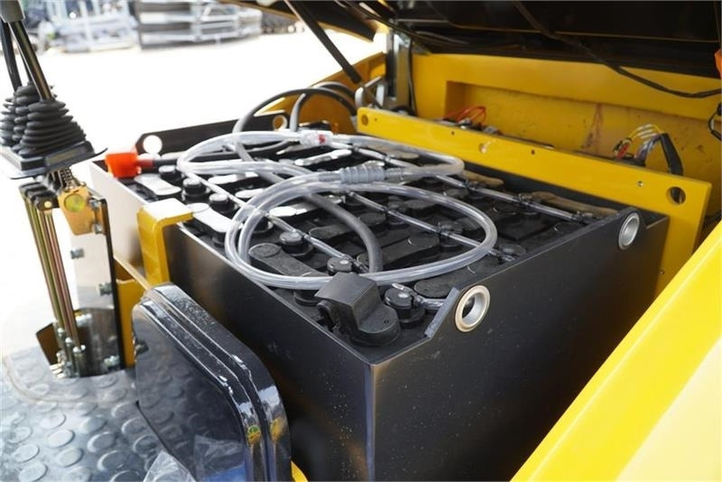 Eurotrac El truck - Електронавантажувач: фото 4 Eurotrac El truck - Електронавантажувач: фото 4