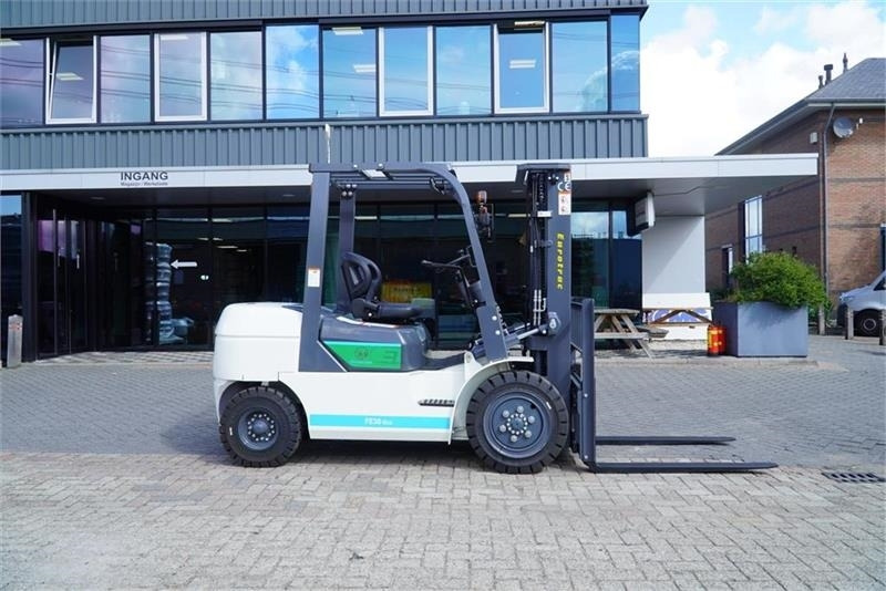 Eurotrac Eurotrack - Дизельний навантажувач: фото 2 Eurotrac Eurotrack - Дизельний навантажувач: фото 2