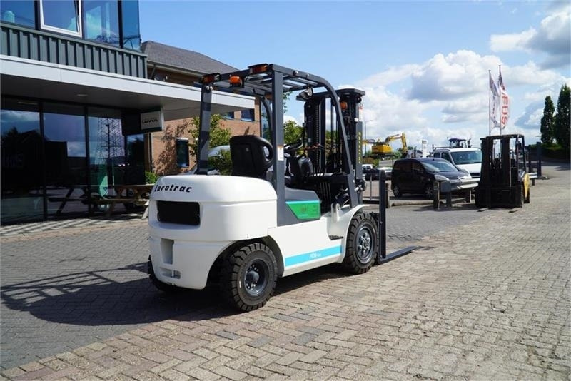Eurotrac Eurotrack - Дизельний навантажувач: фото 3 Eurotrac Eurotrack - Дизельний навантажувач: фото 3